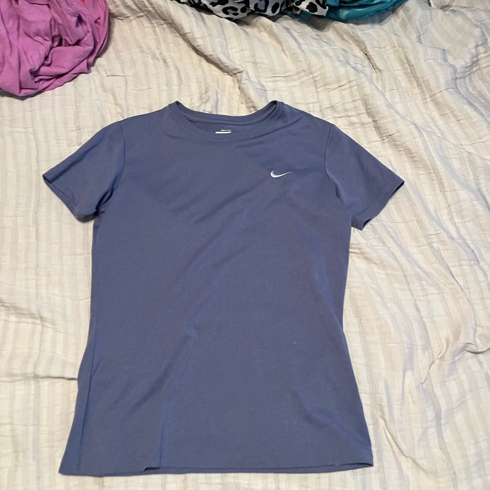 nike! active wear crewneck!!